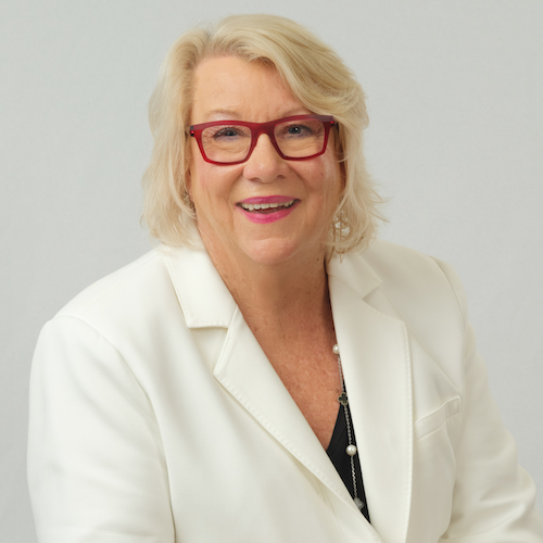 Sue Healy headshot