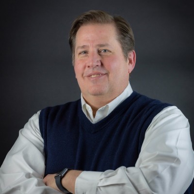 Dustin Couts headshot